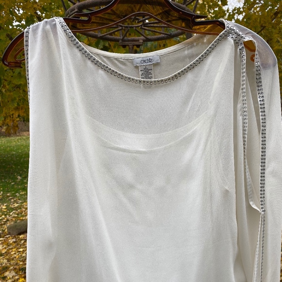 Cache Party Blouse - Picture 3 of 7